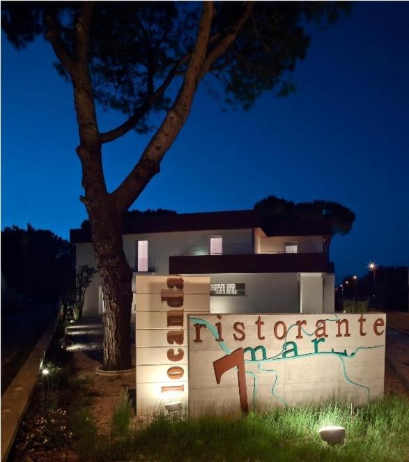 Locanda Ristorante 7 Mari Porto Viro Exterior foto
